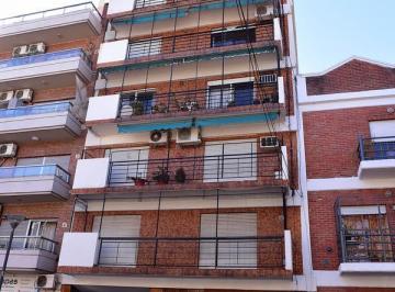 Departamento · 41m² · 2 Ambientes · 1 Cochera · Departamento 2 Ambientes con Balcón Francés. Se Entrega Pintado! con Cochera
