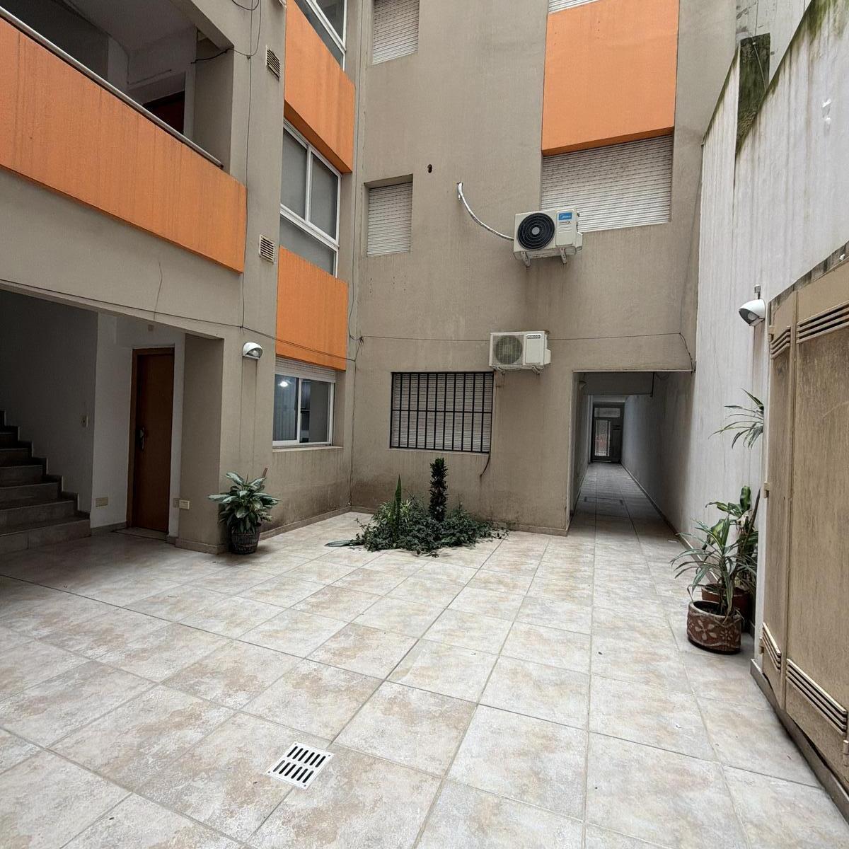 Dorrego bis 79