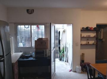 PH · 48m² · 3 Ambientes · PH en Venta en La Plata.