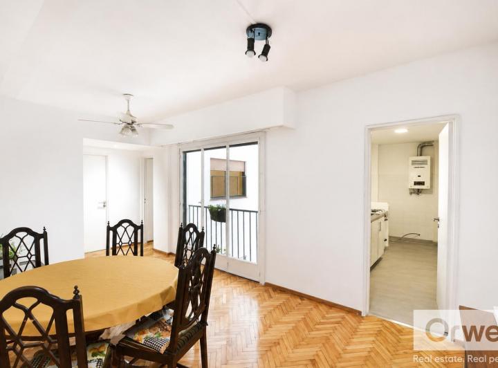 Venta 2 Ambientes Impecable Balcon Frances Balvanera