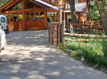Casa · 218m² · 4 Dormitorios · 2 Cocheras · Casa en San Martin de Los Andes