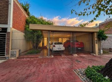 Casa de 3 ambientes, Ciudad de Mendoza · Casa en Venta Paso de Los Andes