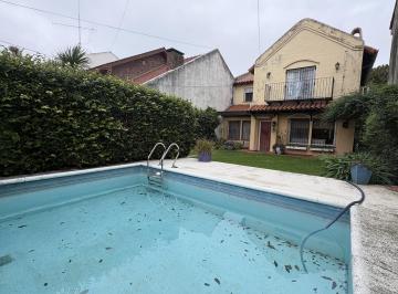 Casa · 150m² · 5 Ambientes · Casa en Venta en Talcahuano Al 1200, Martínez, San Isidro - 5 Ambientes