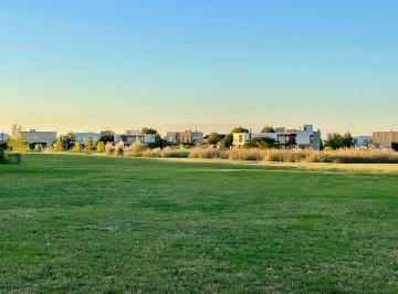 Terreno , Escobar · Lote de 900,35 m² Al Golf con Orientación Norte - Cantón Golf