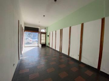 Local comercial , Villa Santa Rita · Local 25 m² en Alquiler en Villa del Parque. Sin Expensas.