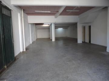 Bodega-Galpón · 170m² · Galpon en PH en Alquiler de 170 m² con Portón Manual y Entrada de Auto