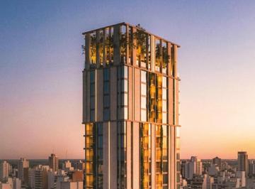 Departamento · 114m² · 5 Ambientes · Departamento Tres Dorm. Premium con Patio Exclusivo - 8a - Moreno 1000