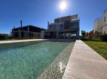 Casa · 336m² · 7 Ambientes · 2 Cocheras · Venta Casa 7 Ambientes con Pileta, Virazon - Nordelta