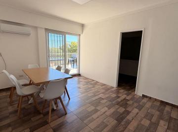 Departamento · 68m² · 3 Ambientes · Venta Departamento de 3 Ambientes con Balcón Terraza en Vicente López