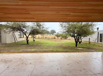 Casa de 7 ambientes, Mendiolaza · Exclusiva Casa en El Terrón | Toda en Planta Baja | Fondo Golf a Estrenar