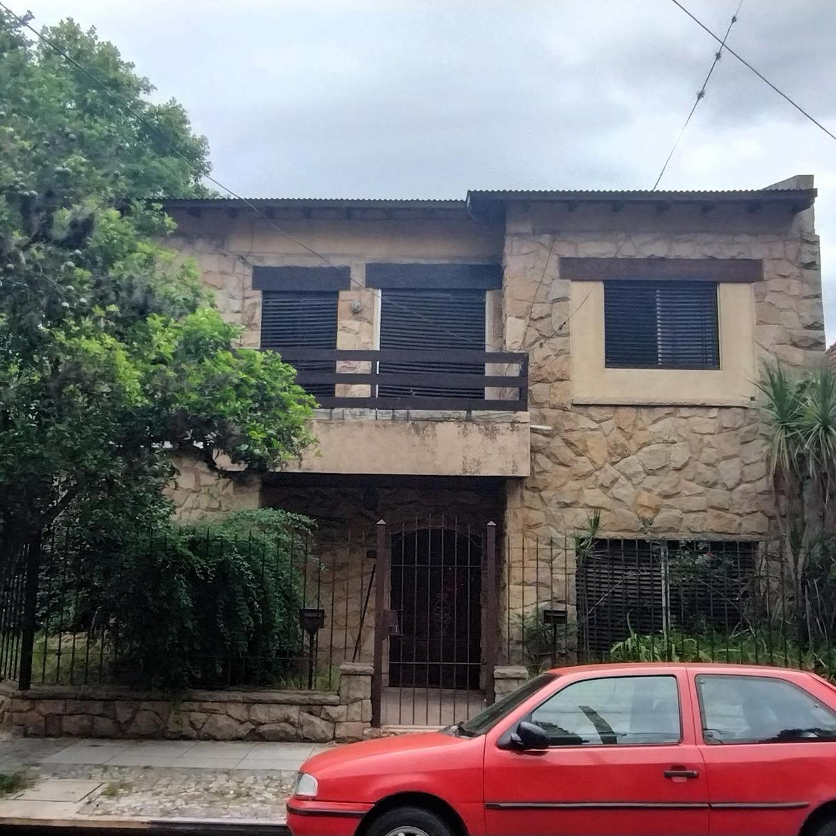 Gral. José de San Martín al 1300