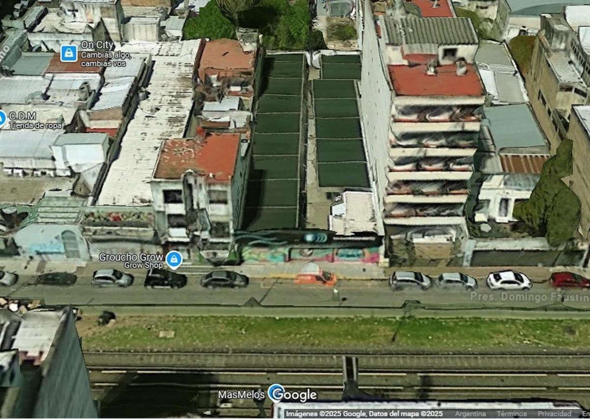 Sarmiento 900, Morón, Morón