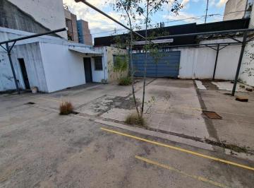 Terreno · 32m² · Alquiler de Importante Terreno en Moron Centro
