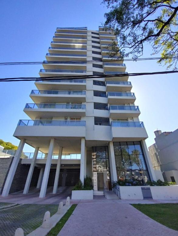 Bv. Rondeau al 1800, Alberdi, Rosario