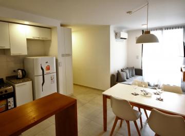 Departamento · 50m² · 2 Ambientes · Departamento con Balcón en Alquiler - General Paz