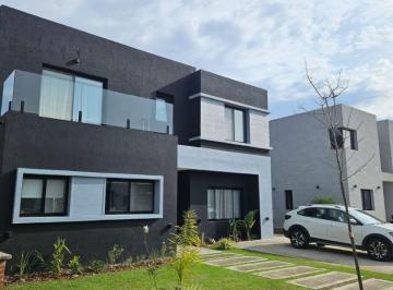 LHP-LHP-3310_2 · Casa en Venta 3 Dorm. - Lote Interno - Vila Marina II