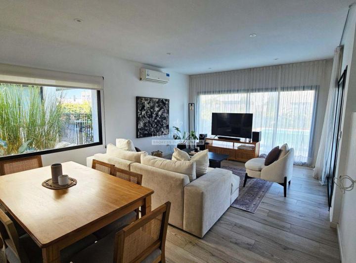 Casa · 191m² · 5 Ambientes