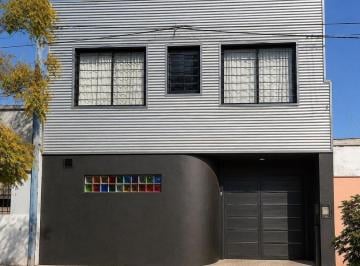 Casa · 271m² · 10 Ambientes · 3 Cocheras · Casa en Venta + Gran Salón - La Plata