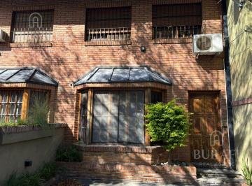 Casa · 195m² · 4 Ambientes · 2 Cocheras · Triplex en Venta en Olivos – Vicente López Espacios Amplios, Cochera Para Dos Autos