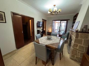 Departamento · 85m² · 3 Ambientes · 1 Cochera · Departamento en Playa Grande