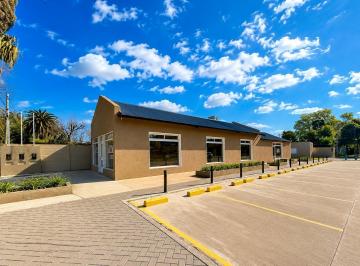 Local comercial · 150m² · 14 Cocheras · Alquiler - Local Comercial Roldan
