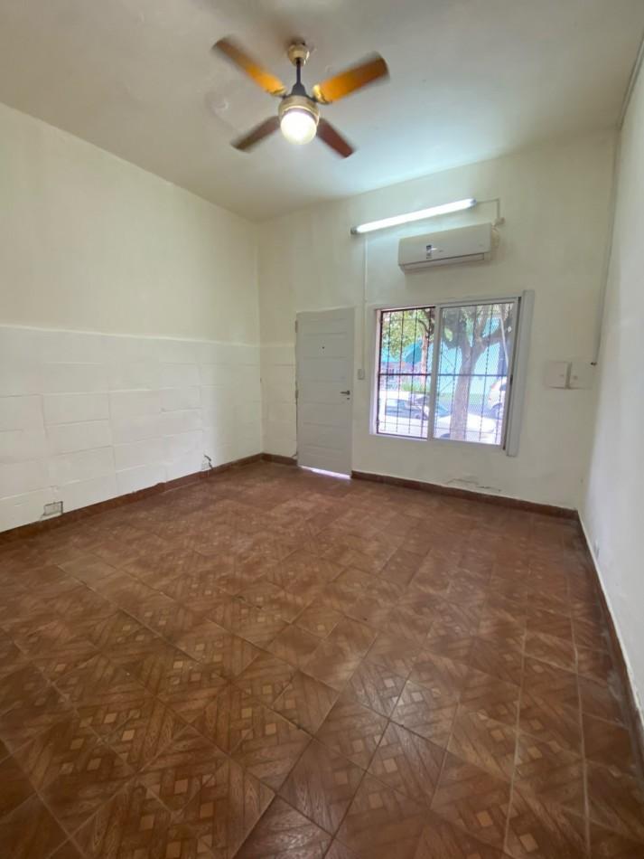 Diego Pombo 5998, B1650 Villa Libertad, Provincia de Buenos Aires, Argentina, General San Martin, Buenos Aires, Argentina.