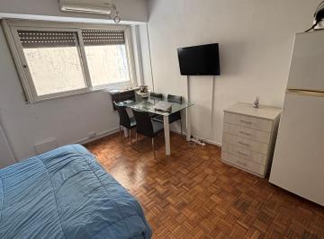 Departamento de 1 ambiente, Recoleta · Austria 2286 - $600.000 - Monoambiente C Balcon - Amueblado - Luminoso