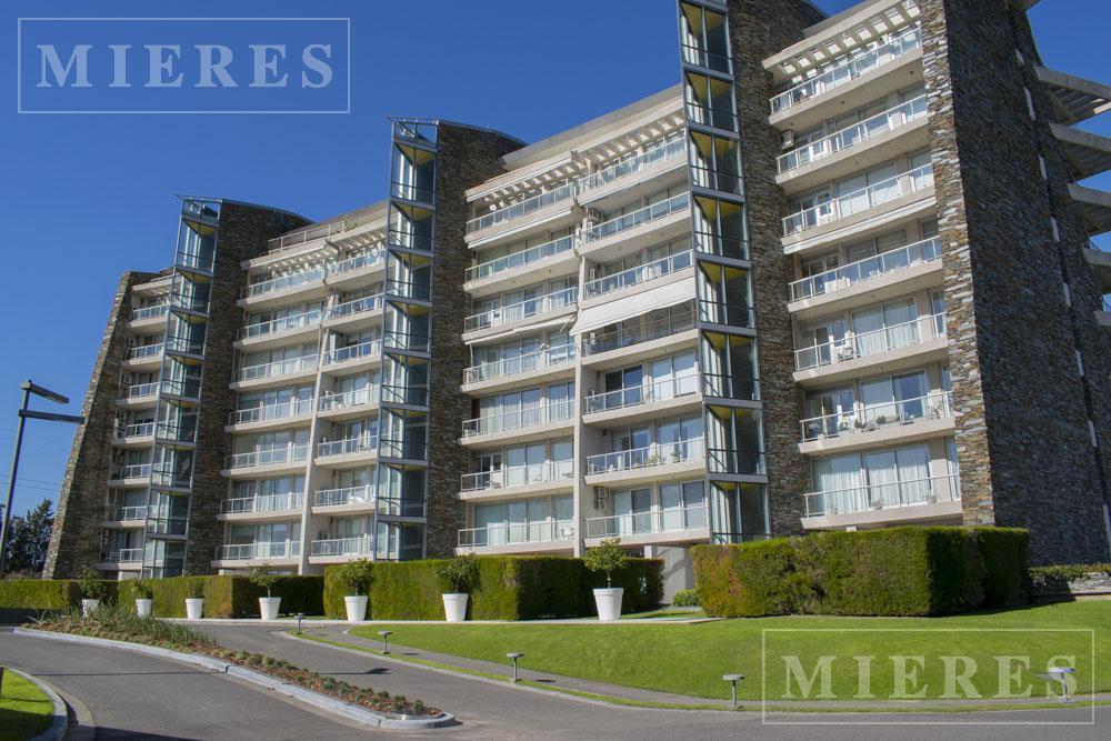 Departamento 4 Ambientes en Venta en Yoo, Nordelta