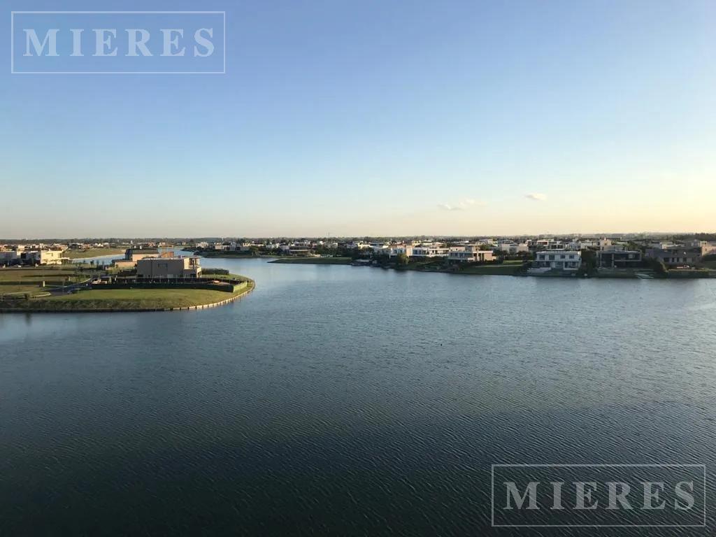 Departamento en Venta con Vista al Lago en La Mansa, Islas del Golf, Nordelta