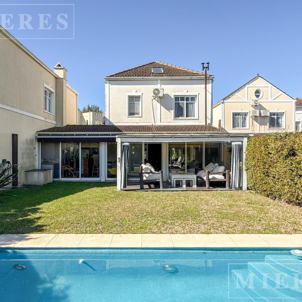 Casa en Venta en Casas del Sol, Portezuelo, Nordelta - Apto Crédito