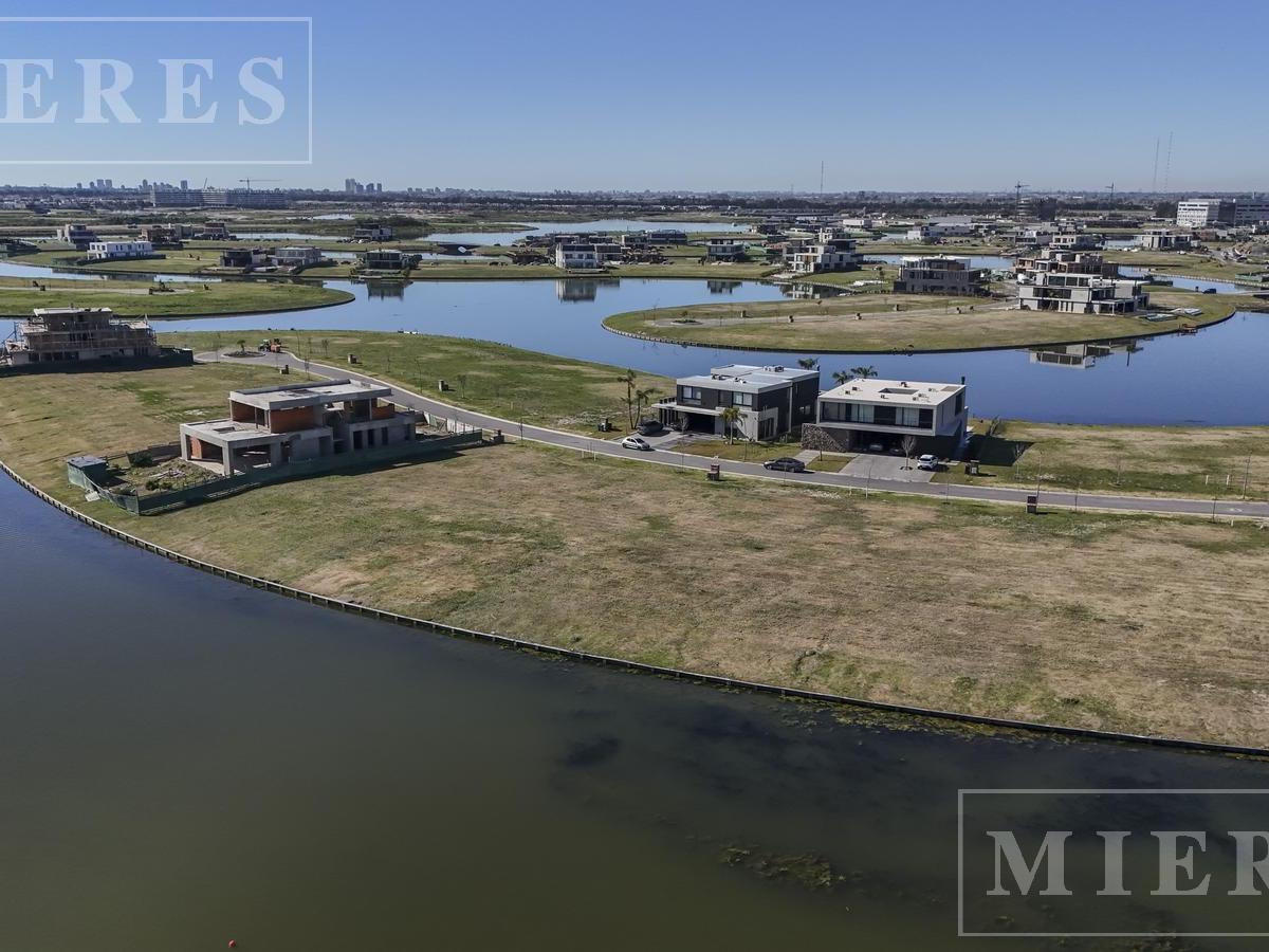 Doble Lote en Venta en el Barrio Los Puentes, Nordelta, Puentes, Nordelta