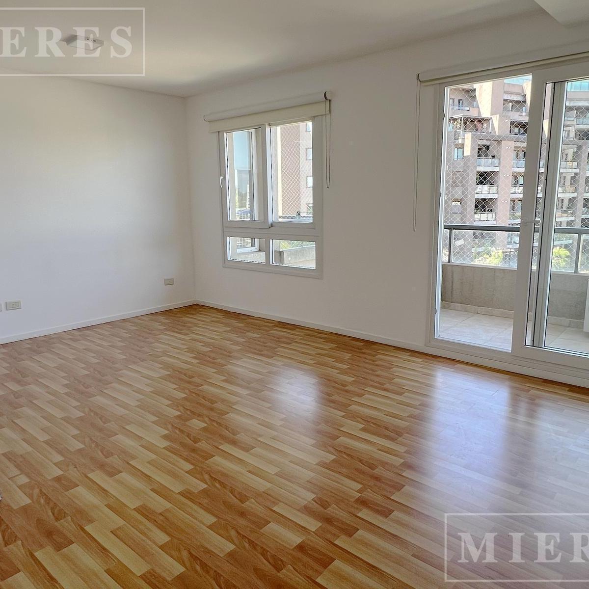 Departamento dos Ambientes en Alquiler Anual, Nordelta