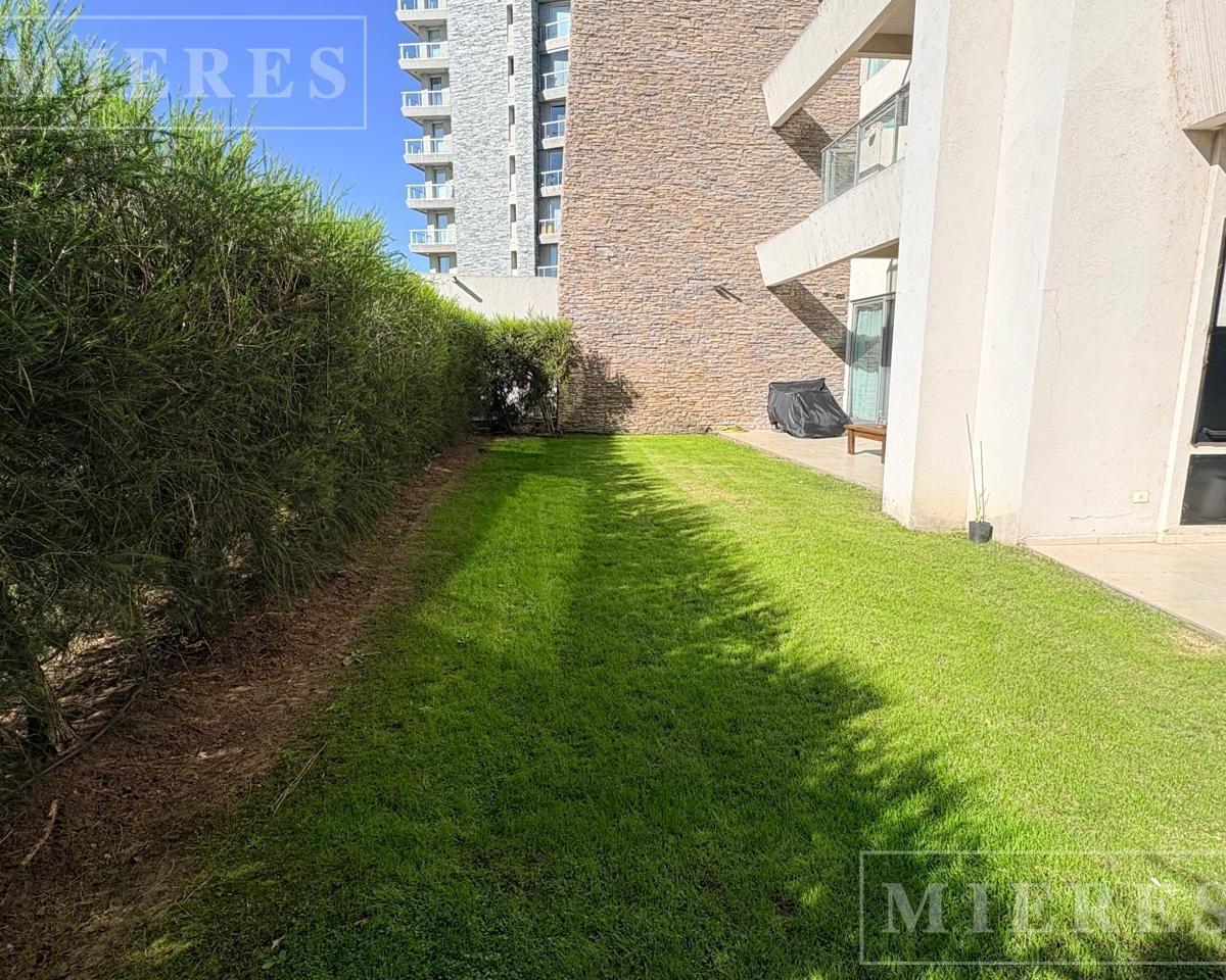 Departamento en Planta Baja con Jardín en Venta. Yoo Nordelta