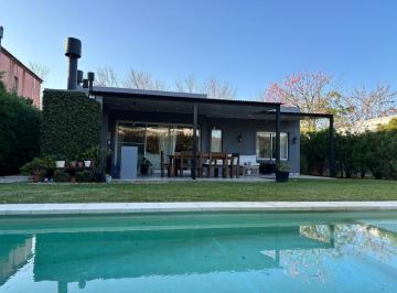 WhatsApp Image 2026-05-21 at 18.03.30 (4).jpeg · Venta Casa - La Comarca - Lote Interno - con Jardin y Pileta