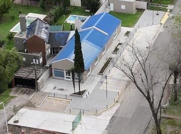 Local comercial · 80m² · 14 Cocheras · Local Comercial en Alquiler Sobre Ruta 9 (A Estrenar)