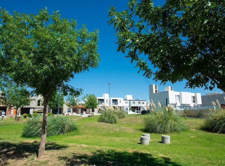 Terreno · 252m²