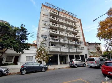 Departamento · 60m² · 3 Ambientes · 1 Cochera · Departamento 3 Amientes con Terraza Propia y Cochera