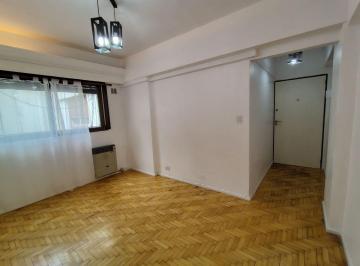 Departamento de 2 ambientes, Balvanera · Balvanera Valentin Gomez 2900 2º Piso Muy Luminoso Reciclado Ventilado