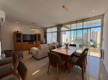 Departamento de 3 ambientes, La Plata · Venta de Semipiso con Terraza Privada