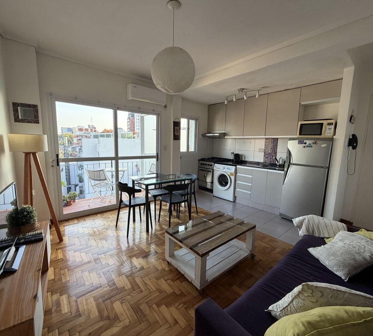 SANTA ROSA 5313. Entre Uriarte y Thames