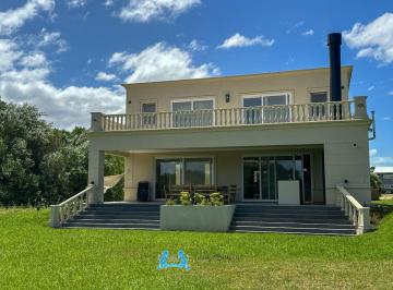 Casa de 5 ambientes, Costa Esmeralda · Casa con 330 m² en Venta a Estrenar Costa Esmeralda Imponente de Estilo Francés