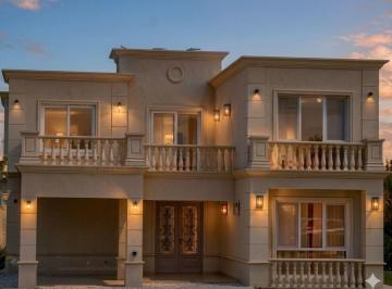 Casa de 5 ambientes, Costa Esmeralda · Casa con 330 m² en Venta a Estrenar Costa Esmeralda Imponente de Estilo Francés