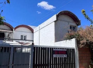 Casa de 3 ambientes, El Challao · Casa en Venta. Totalmente Renovada.