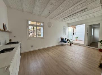 PH · 66m² · 3 Ambientes · Venta PH en Parque Chas, 3 Ambientes con Terraza Propia y Parrilla