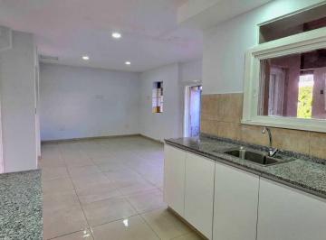 Casa · 240m² · 5 Ambientes · 2 Cocheras · Casa 5 Ambientes con Jardin en Venta en Ramos Mejía, La Matanza, G. B. a. Zona Oeste
