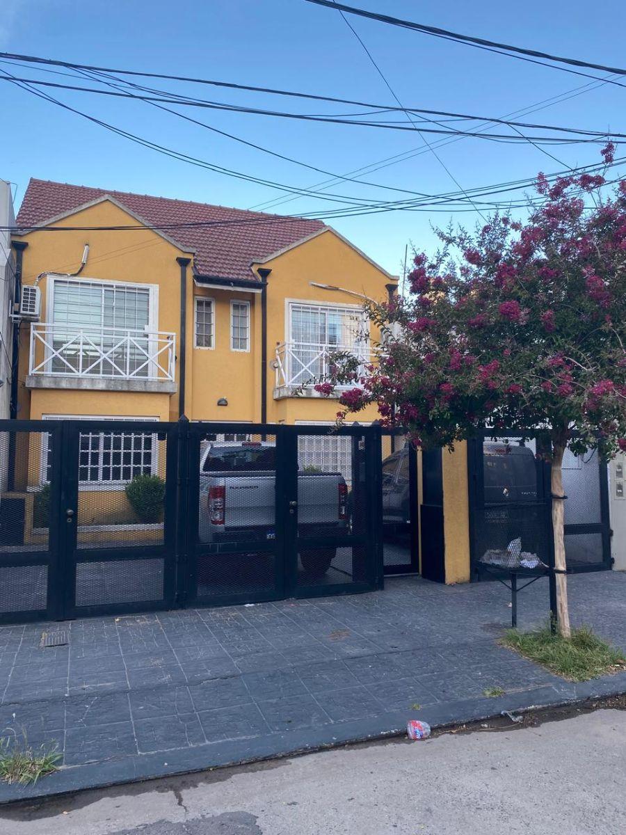 San Martín 110