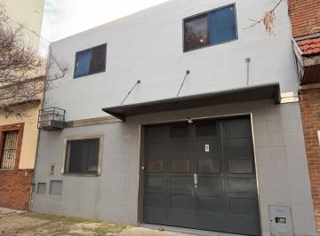 Bodega-Galpón · 383m² · 4 Ambientes · Galpón en Chacarita