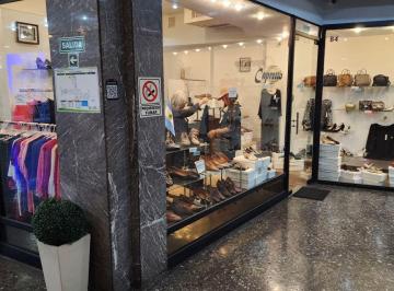 Local comercial de 2 ambientes, Flores · Lindo Local de 41 m² en Prestigiosa Galería San José de Flores