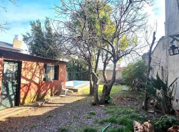 Casa · 140m² · 5 Ambientes · 1 Cochera · Casa con Consultorio 5 Ambientes en Venta en Gonzalez Catán, La Matanza, G. B. a. Zona Oeste