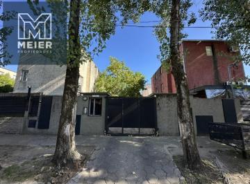 Casa · 130m² · 4 Ambientes · 2 Cocheras · Triplex Alquiler en La Alameda 2 San Isidro